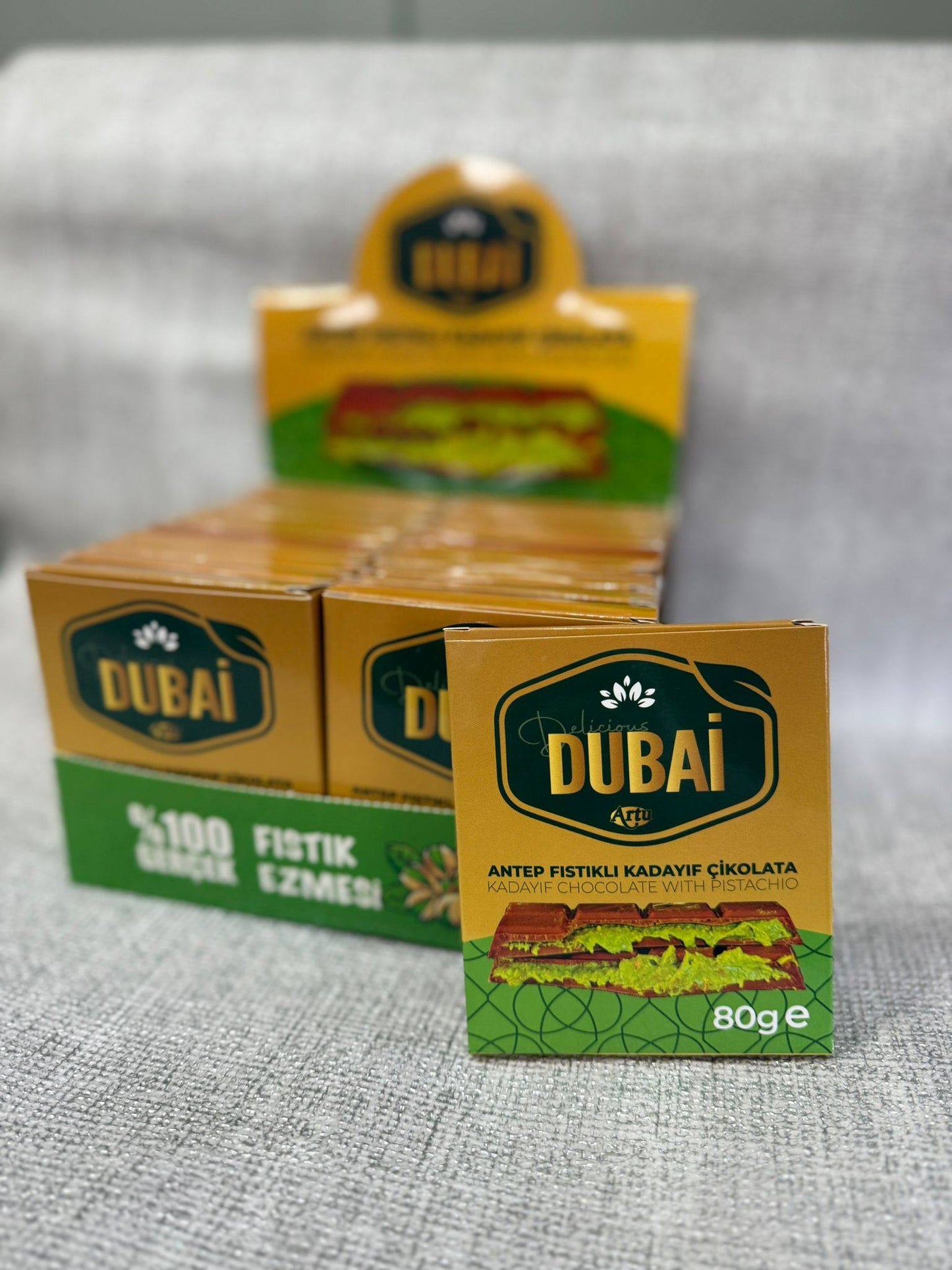𝗔𝗿𝘁𝘂 𝗣𝗶𝘀𝘁𝗮𝗰𝗵𝗶𝗼 𝗞𝘂𝗻𝗮𝗳𝗮 𝗖𝗵𝗼𝗰𝗼𝗹𝗮𝘁𝗲 𝗕𝗮𝗿 𝟴𝟬𝗴 – 𝗗𝘂𝗯𝗮𝗶 𝗚𝗼𝘂𝗿𝗺𝗲𝘁 𝗧𝗿𝗲𝗮𝘁